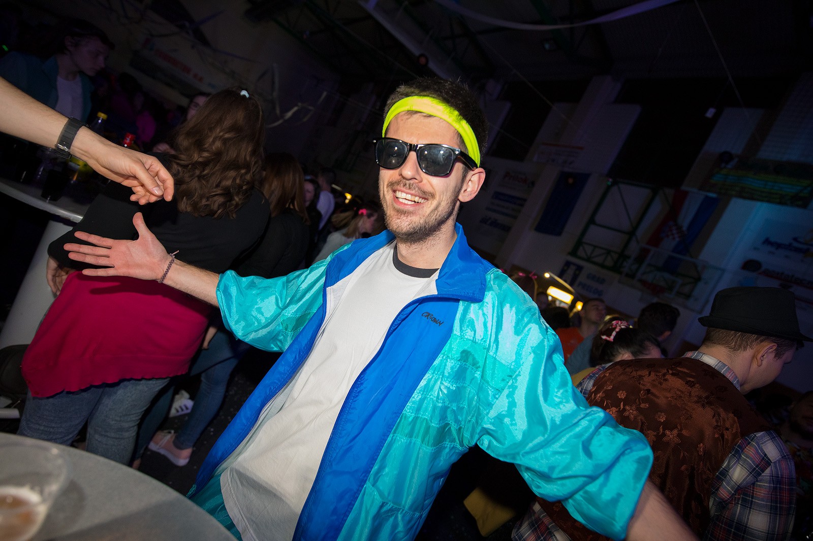 TRASH PARTY U PRELOGU Minea, Ivana Banfić i Ella napravile ludnicu na partyju!