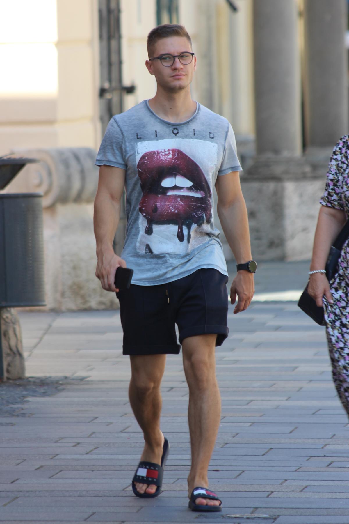 Image 5437850 (auto)