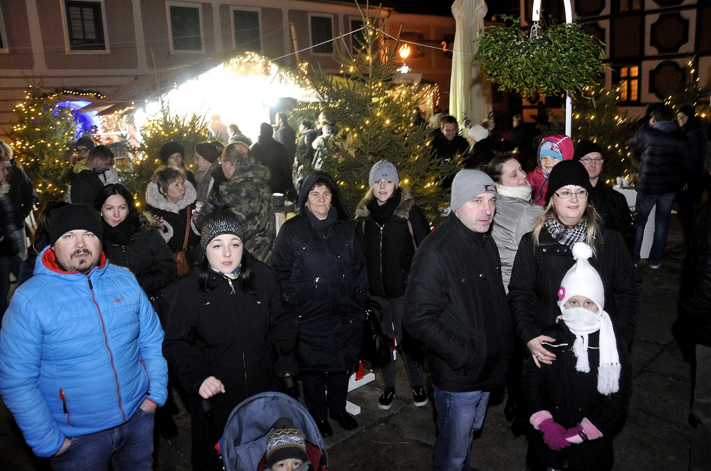 Irma Dragičević na Stančićevom trgu, Advent u Varaždinu 2018. Irma Dragičević na Stančićevom trgu, Advent u Varaždinu 2018.