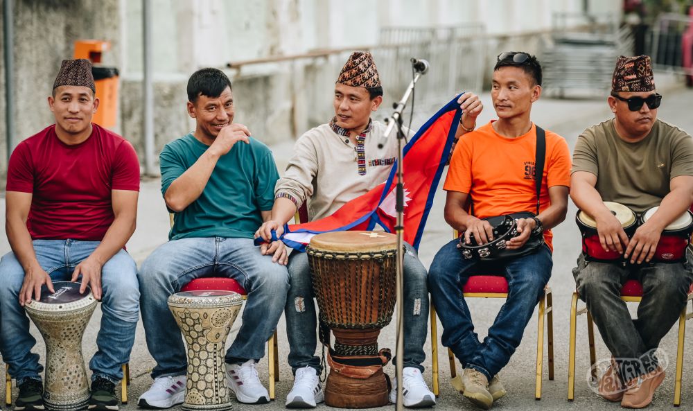 Image 5814137 (auto)