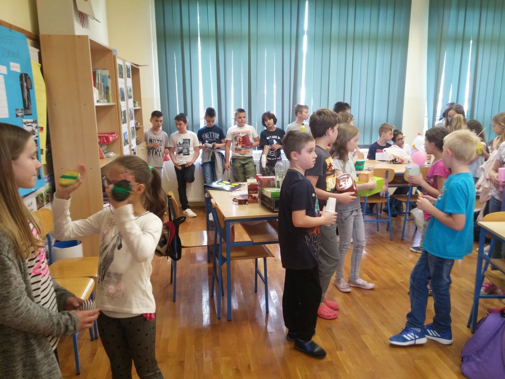 20180522110013922675