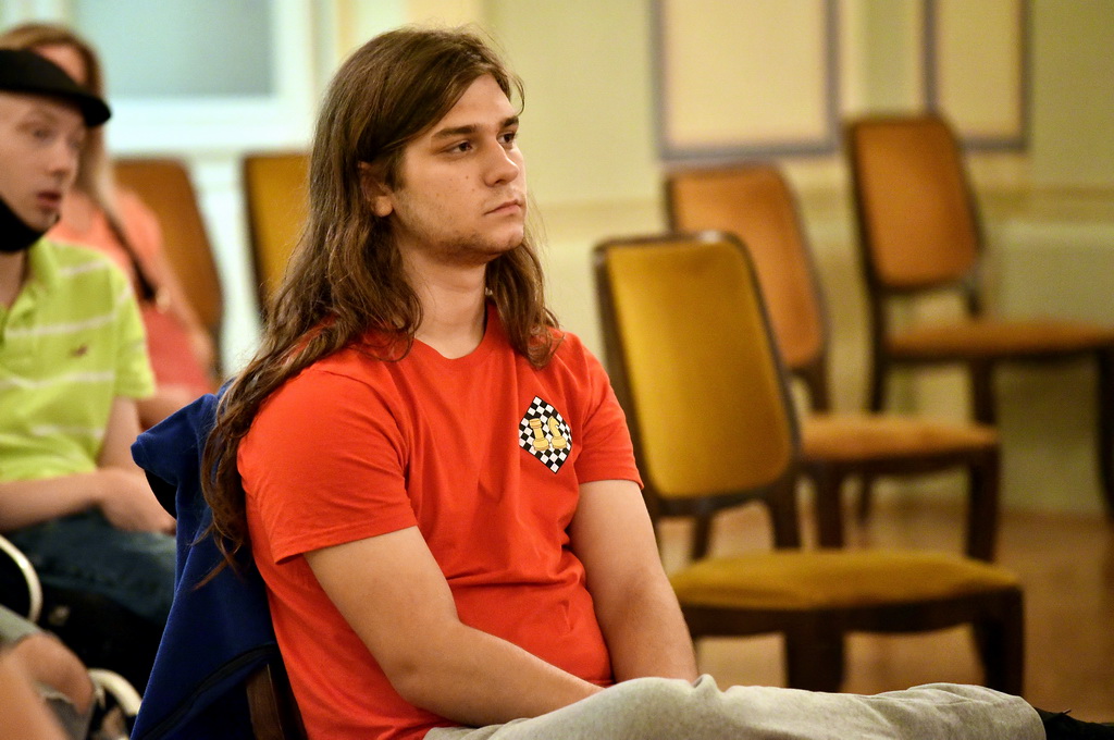 Image 4641524 (auto) Image 4641524 (auto)