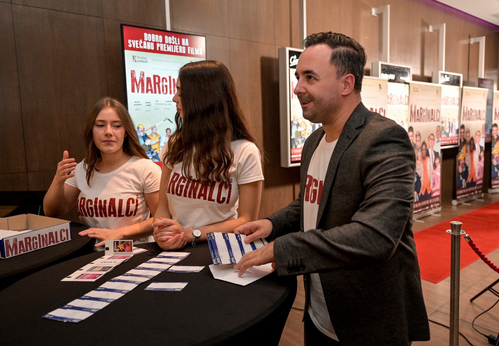 Marginalci – premijera