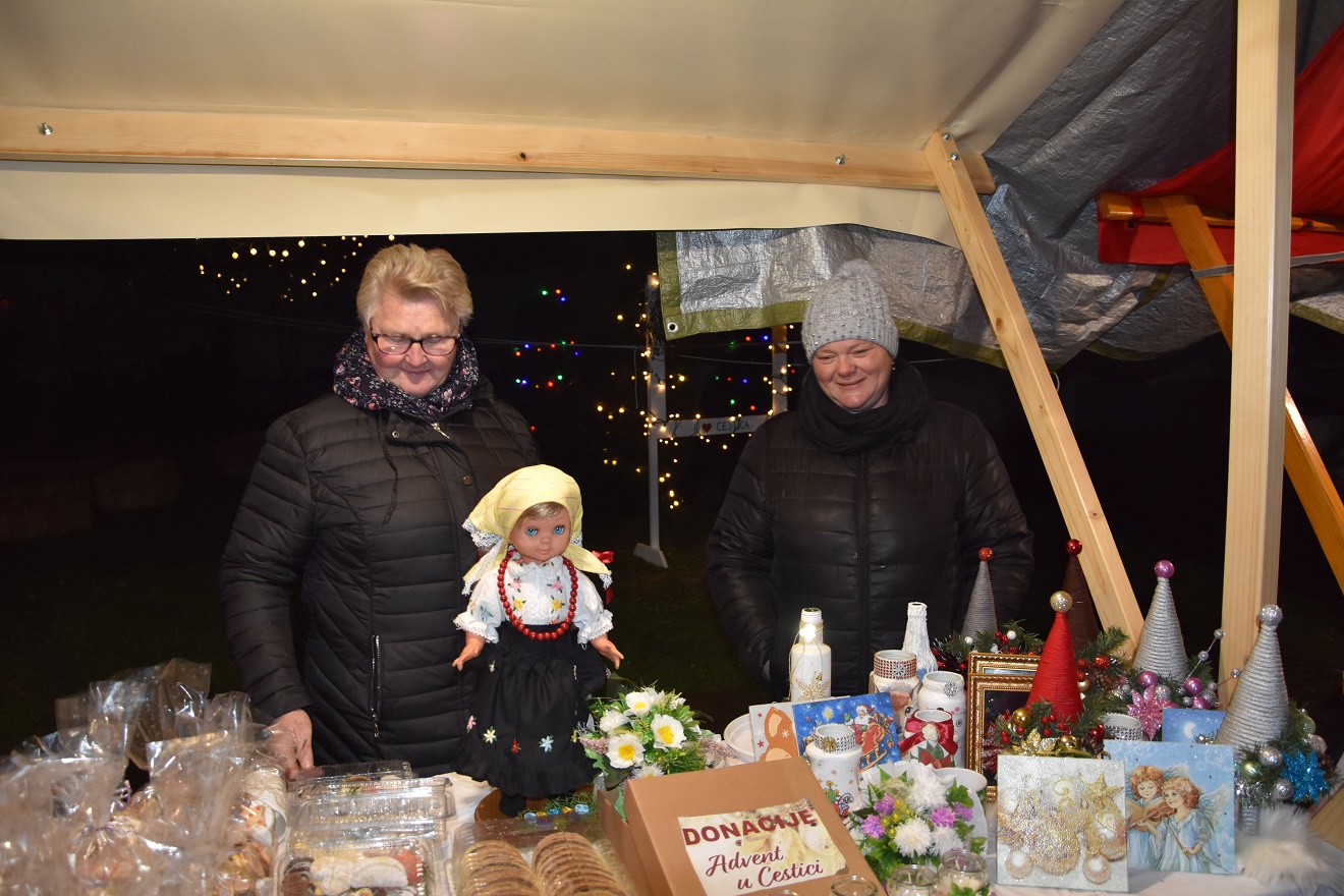 Advent u Cestici