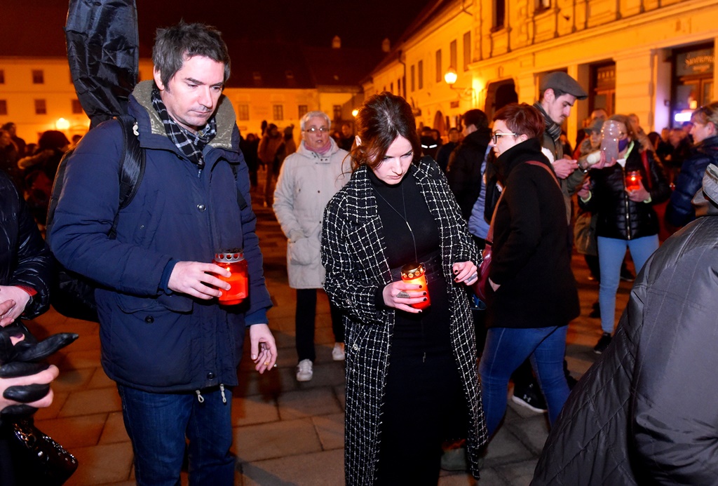 Image 4825526 (auto)