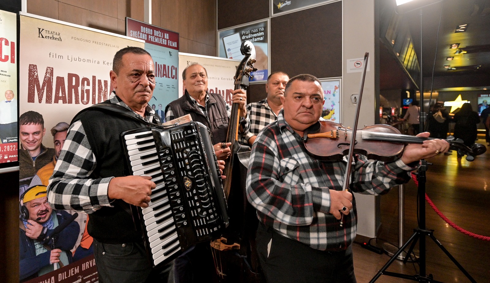 Marginalci – premijera