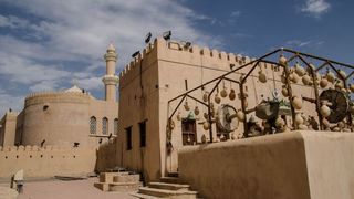 putovanjeumedjuzemljeoman001910