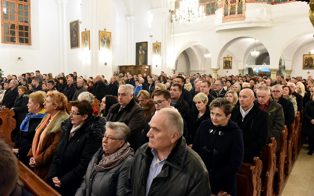 Image 4024647 (auto) Image 4024647 (auto)