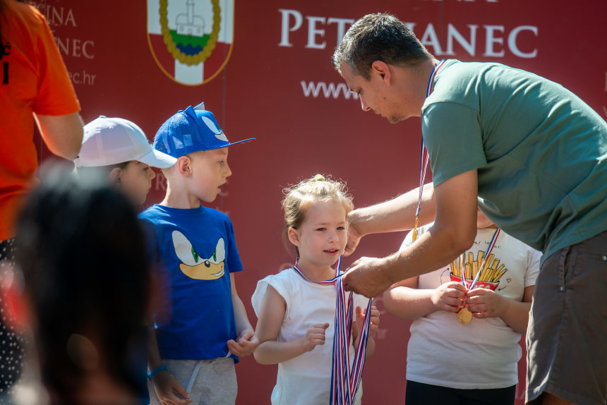 Image 5735723 (auto)