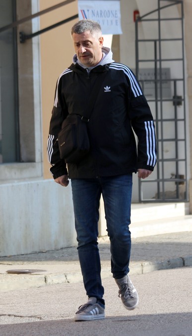 Image 5501482 (auto)