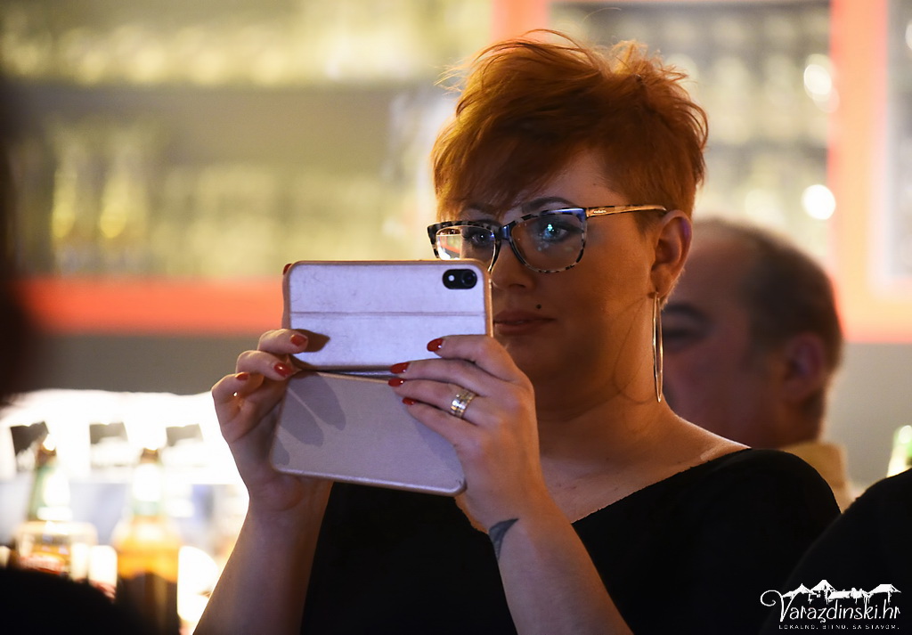 Image 4087245 (auto)