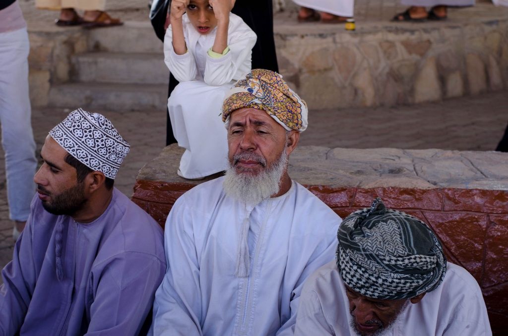 putovanjeumedjuzemljeoman000411