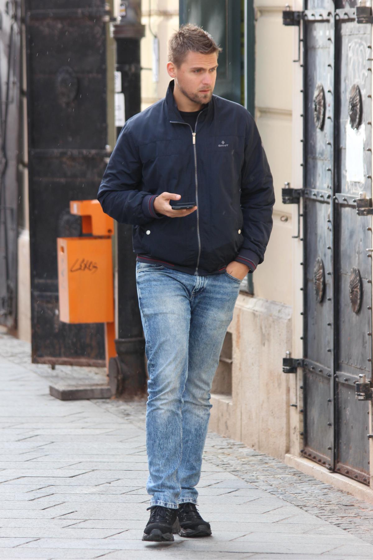 Image 5517056 (auto)