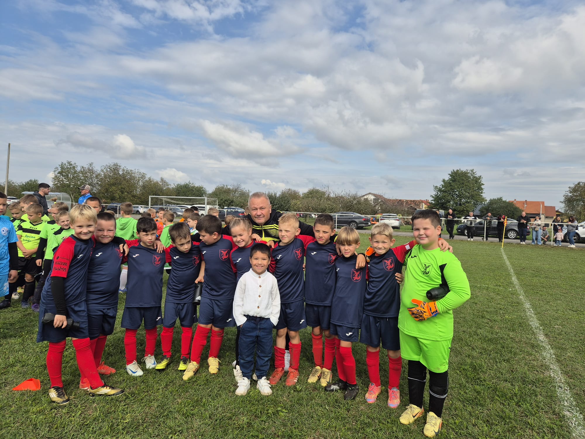 2fae1f34-b8b3-4e29-a737-325f9281bd01