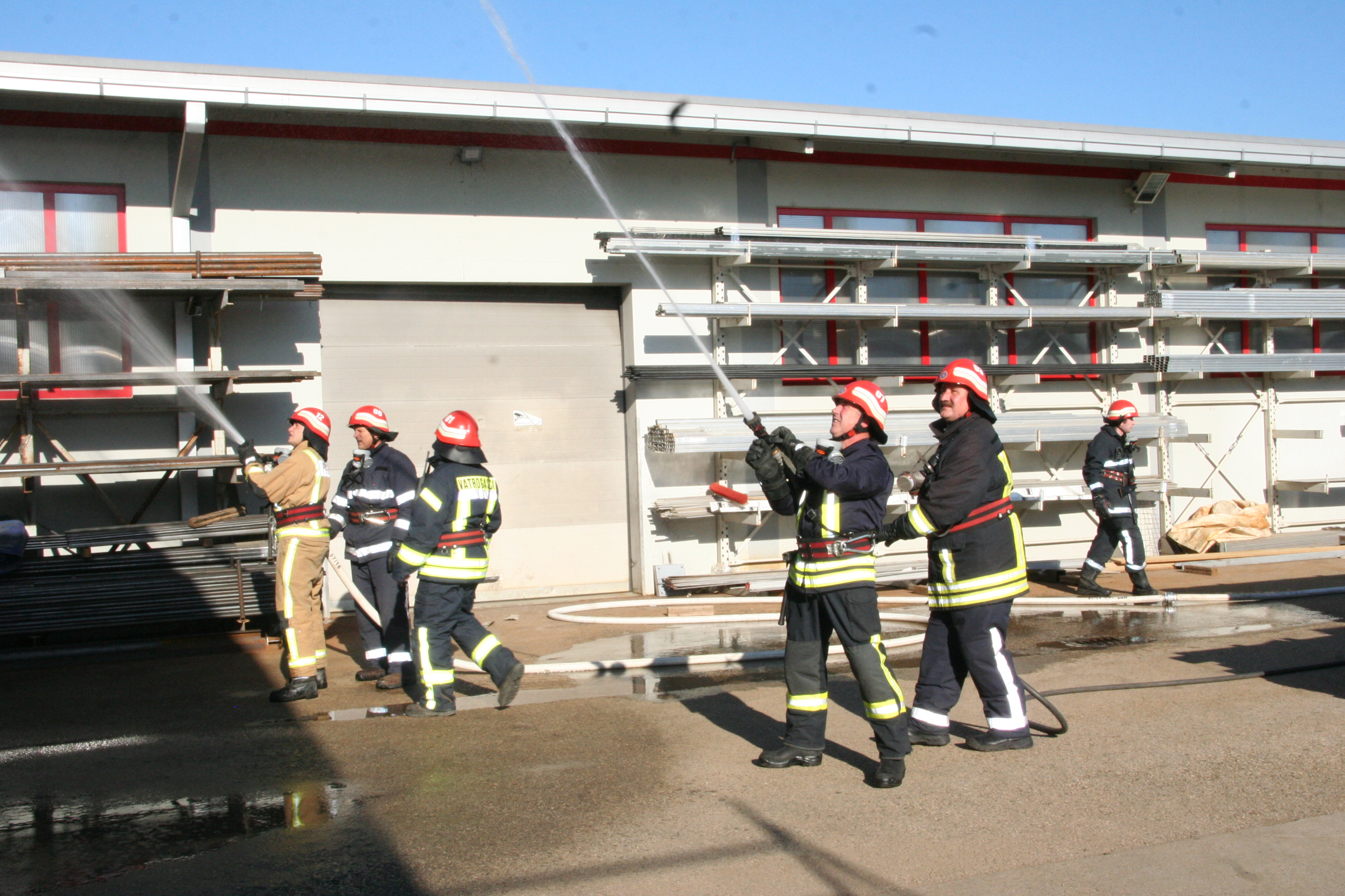 Image 4509866 (auto)