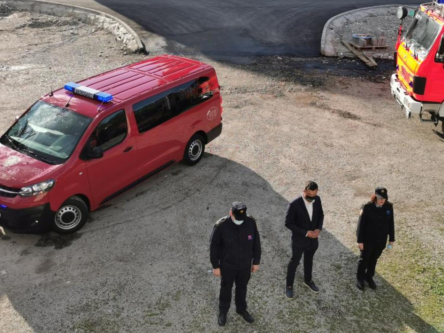 Image 4908796 (auto)