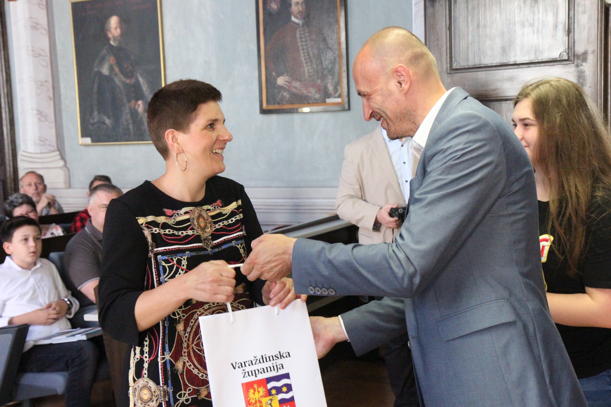 Image 3683895 (auto)