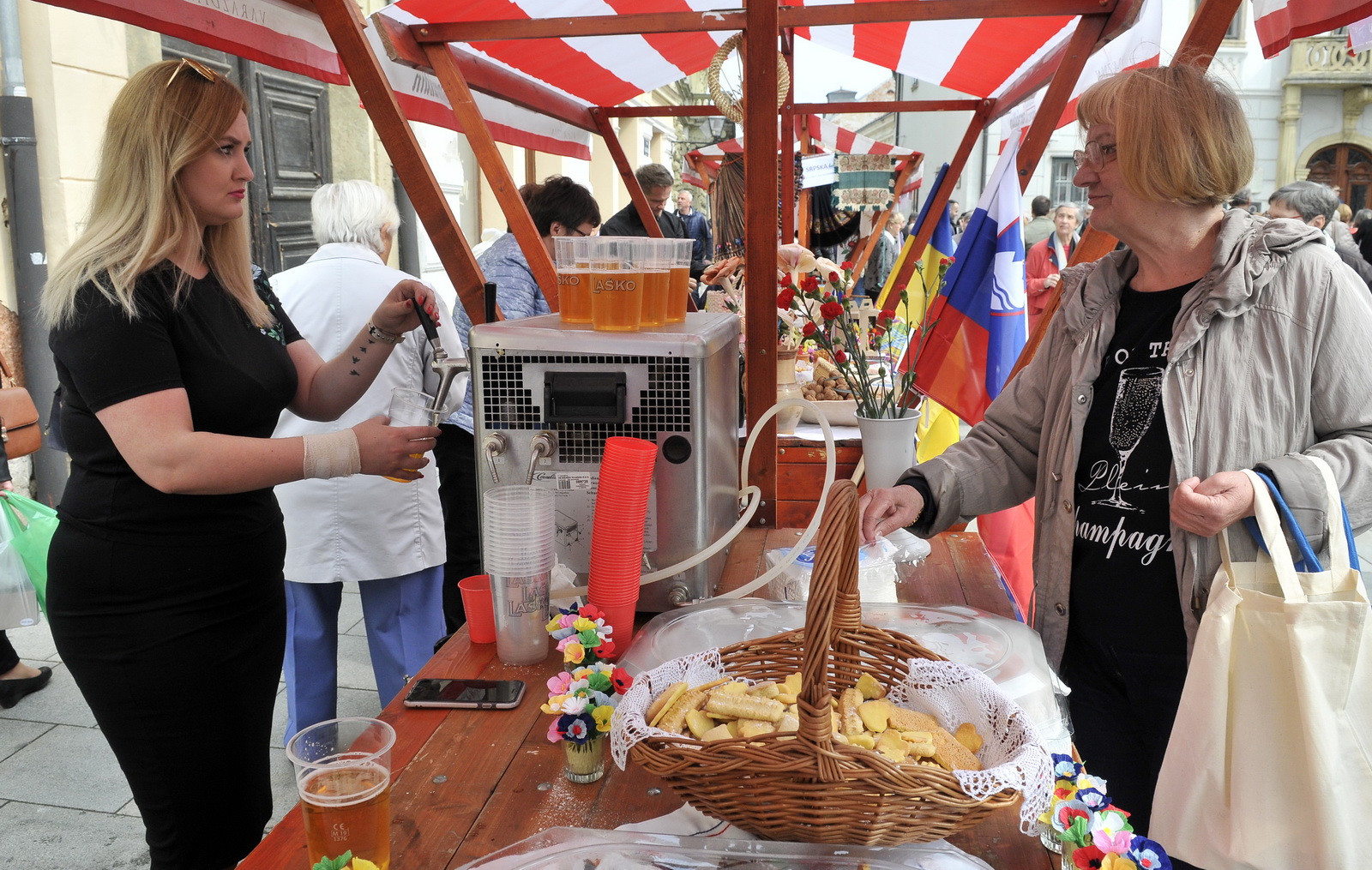 SKD ‘NAGELJ’ Slovenci obilježili Dan nacionalnih manjina u Varaždinu, najveća gužva na slovenskom štandu