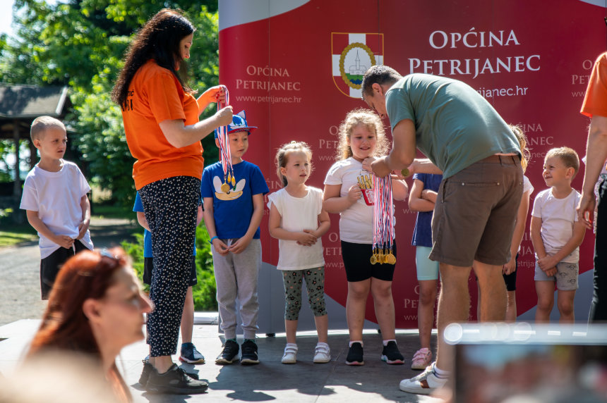 Image 5735719 (auto)