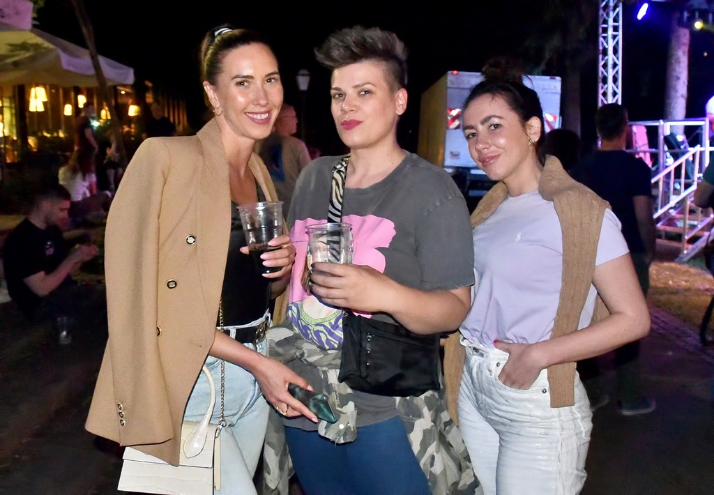 Image 5718291 (auto)