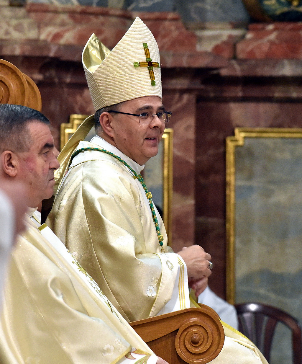 Image 4024657 (auto) Image 4024657 (auto)