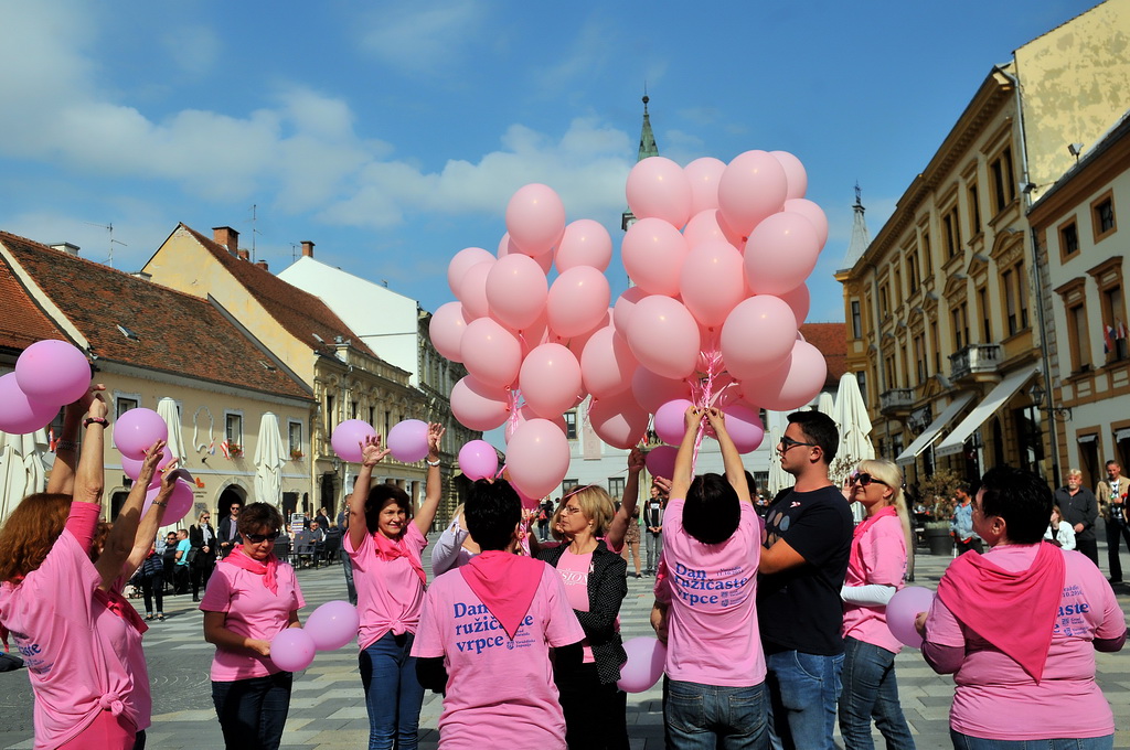 Dan ružičaste vrpce u Varaždinu Dan ružičaste vrpce u Varaždinu