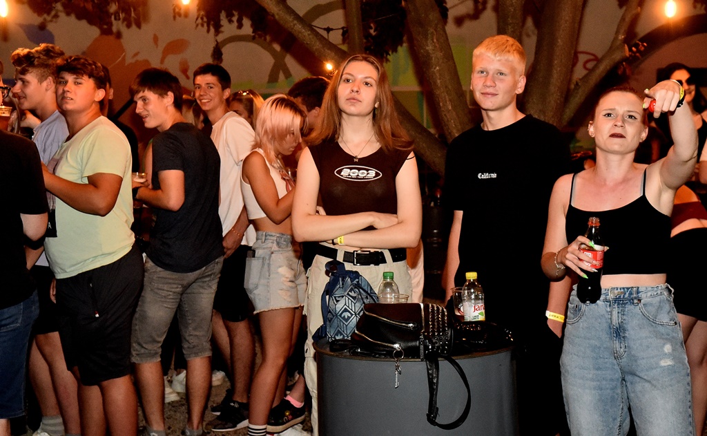 Image 5398870 (auto)