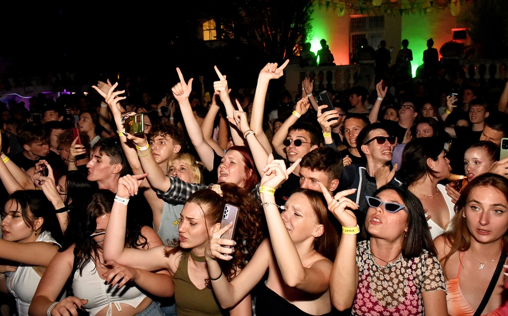 Image 5398904 (auto)