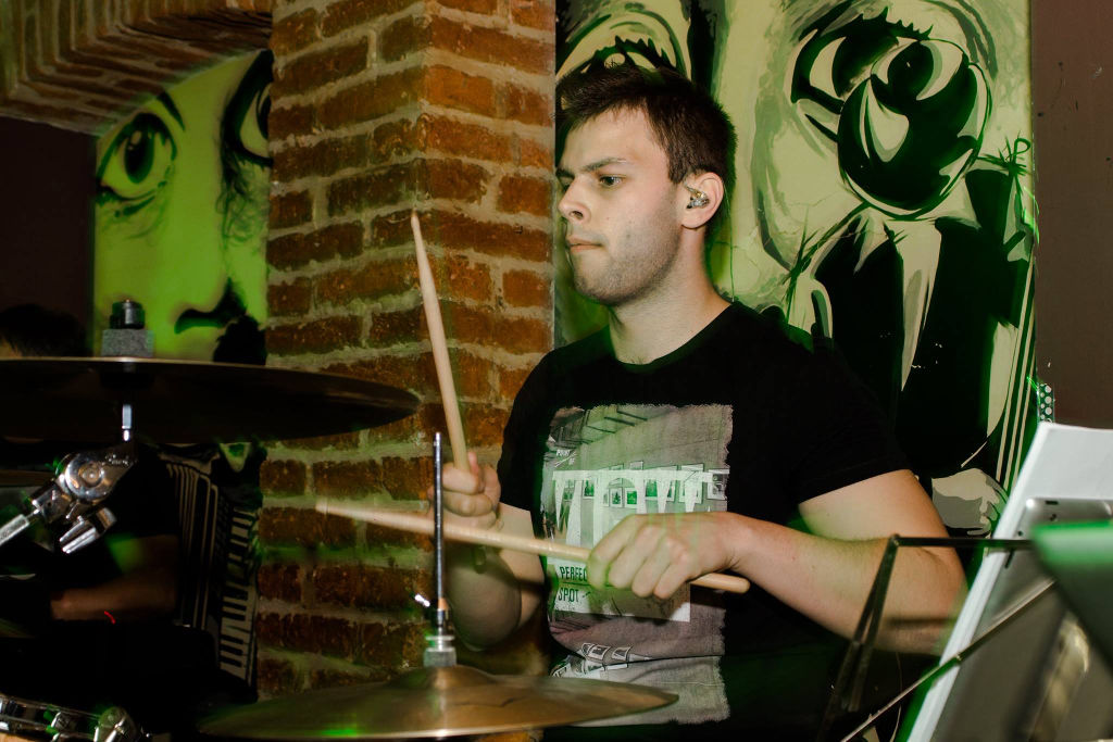 1791719714118484521922556619785