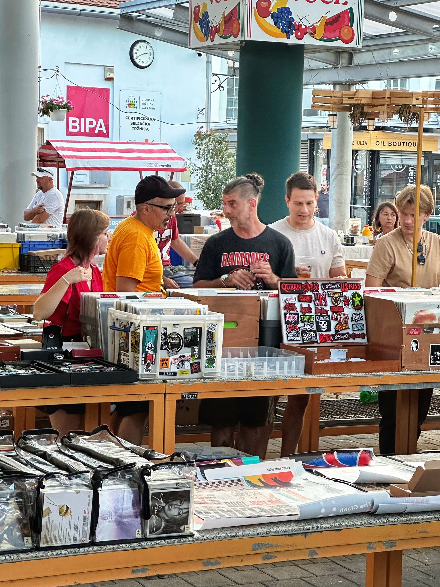 33d91d02-f186-4db0-ba13-9d883935fbfb