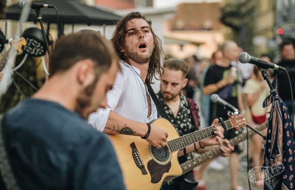 Image 5814193 (auto)