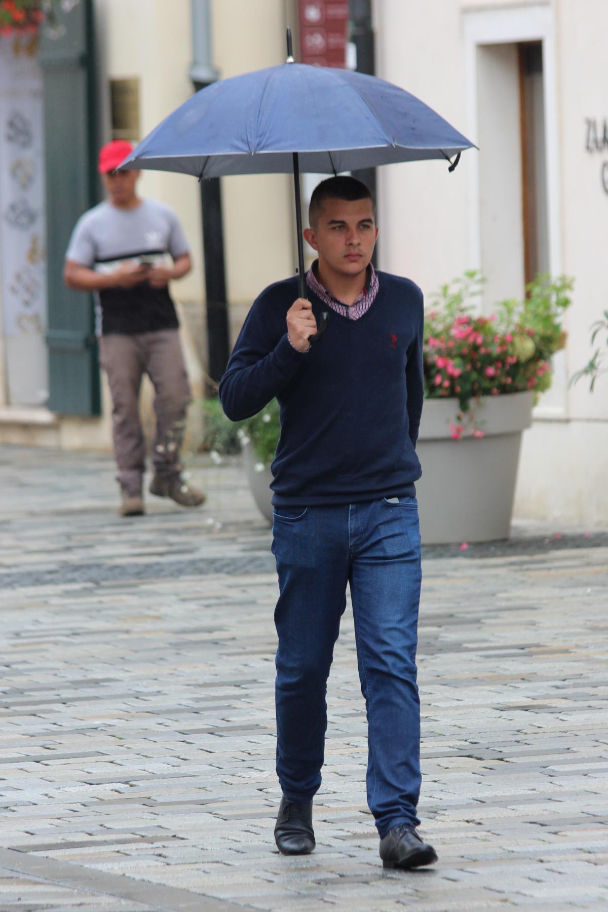 Image 5474044 (auto)