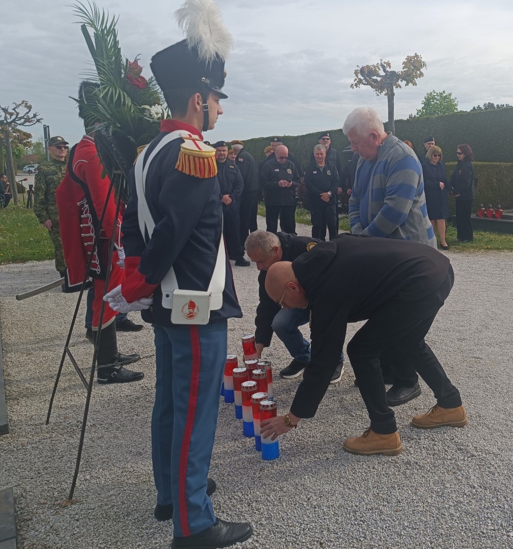 Image 5674973 (auto)