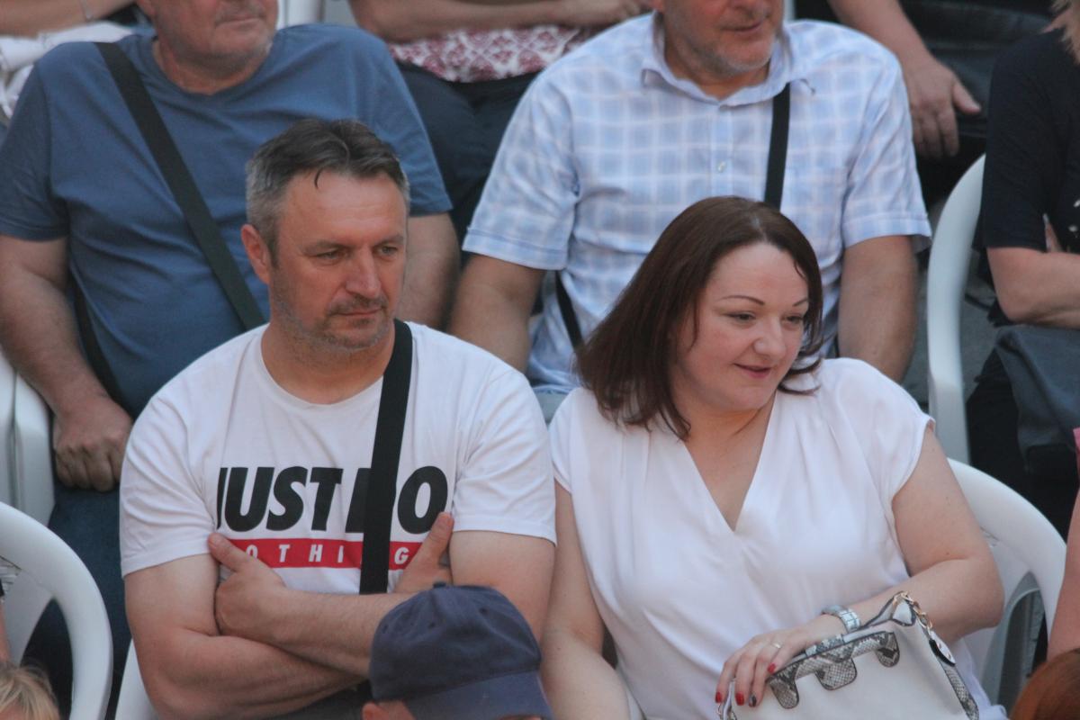 Image 5423362 (auto) Image 5423362 (auto)