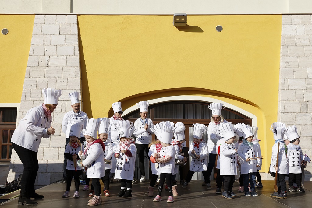 Image 5612669 (auto)