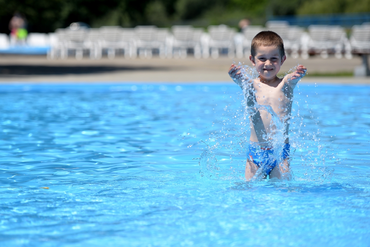 Dravski bazeni – prvi kupači Dravski bazeni – prvi kupači