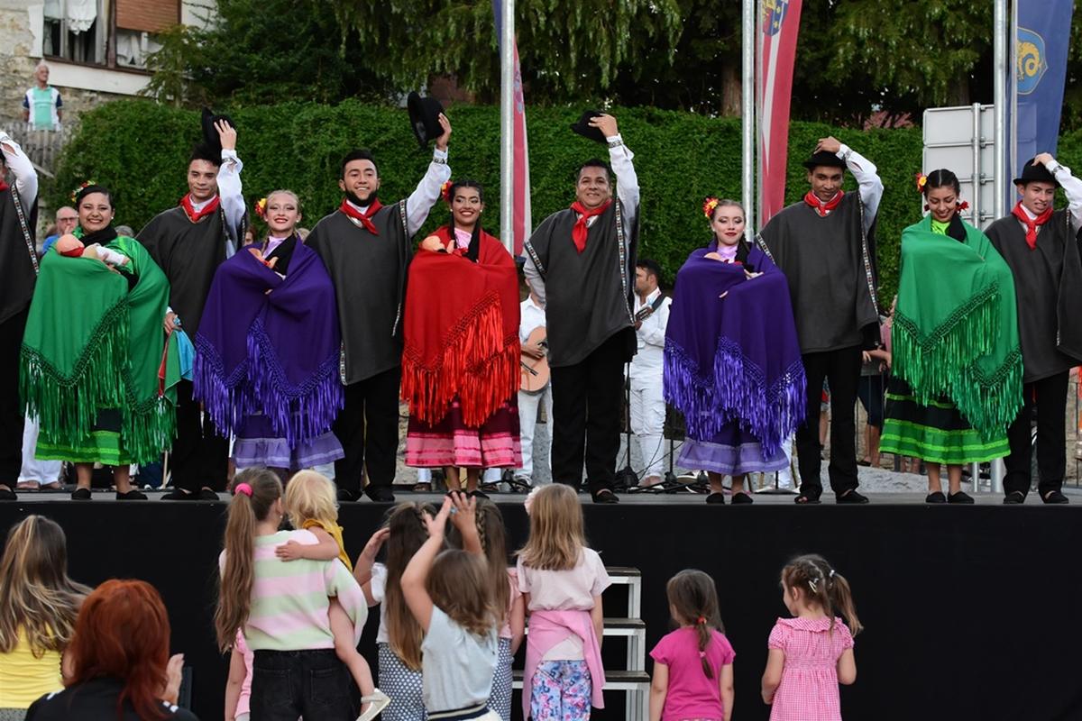 Image 5420560 (auto)