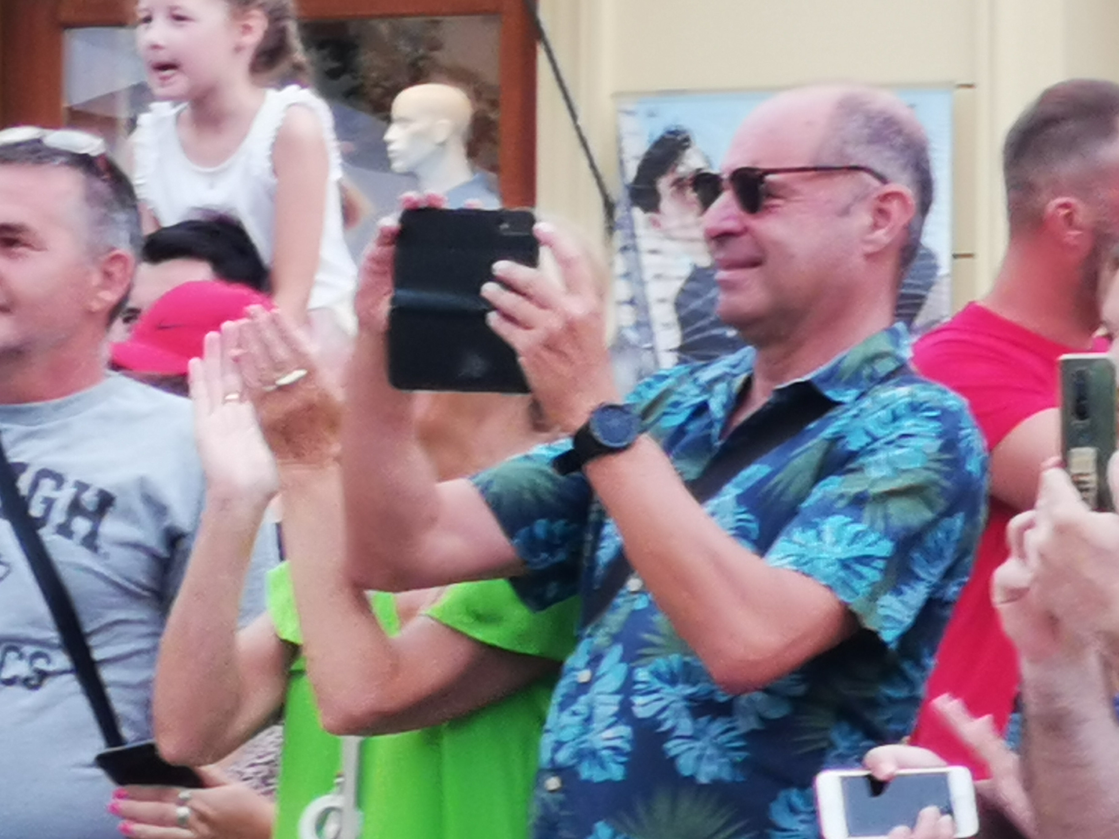 Drom, Drum Attack, Mirror Crew