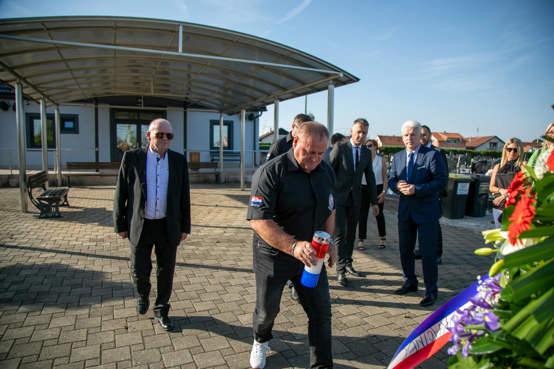 Image 5852087 (auto)