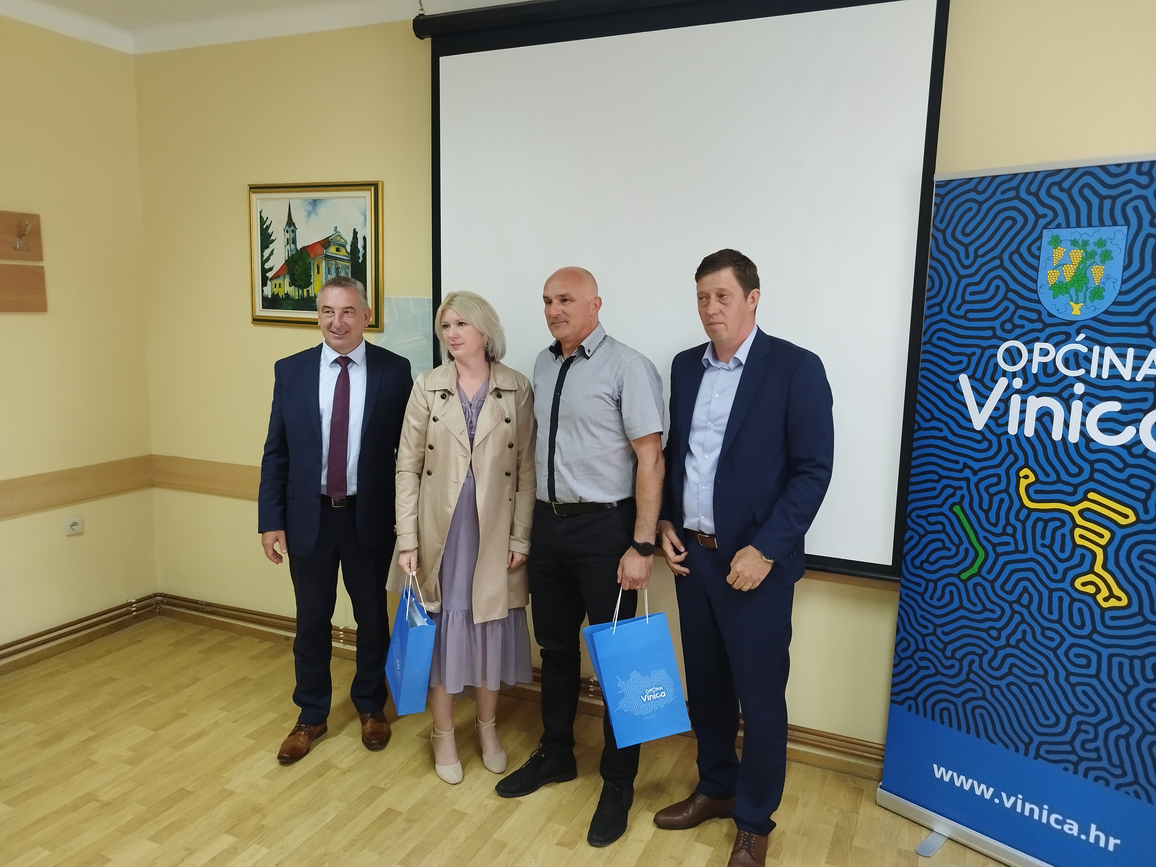 Image 5730363 (auto)