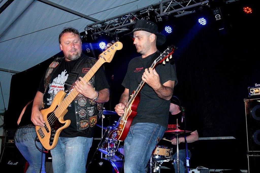 1140343167158469630785349808809