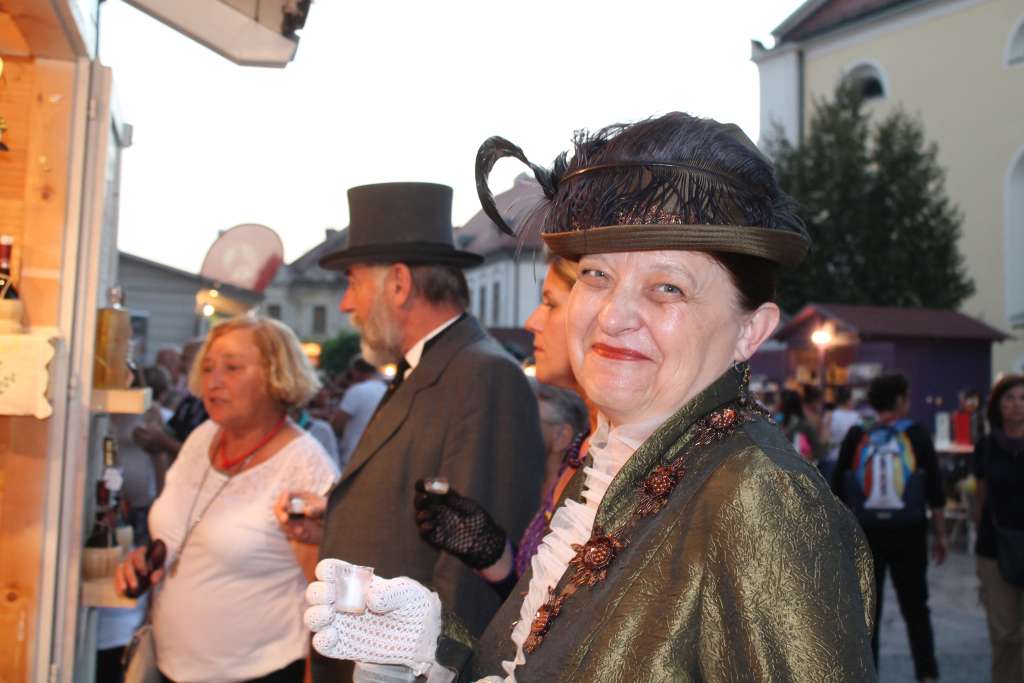 zadnjispanc022544570