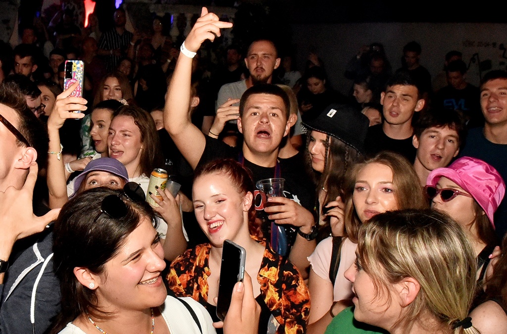 Image 5398902 (auto)