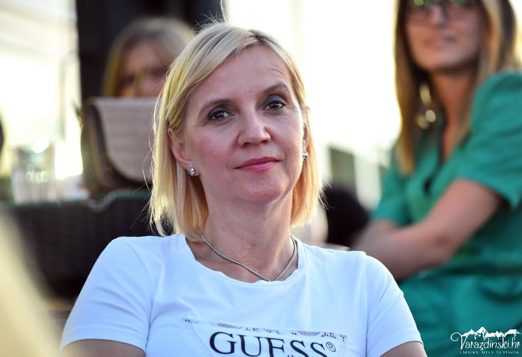 Image 4532236 (auto)