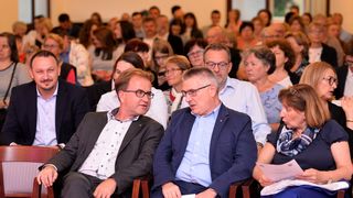 Image 2712723 (auto)