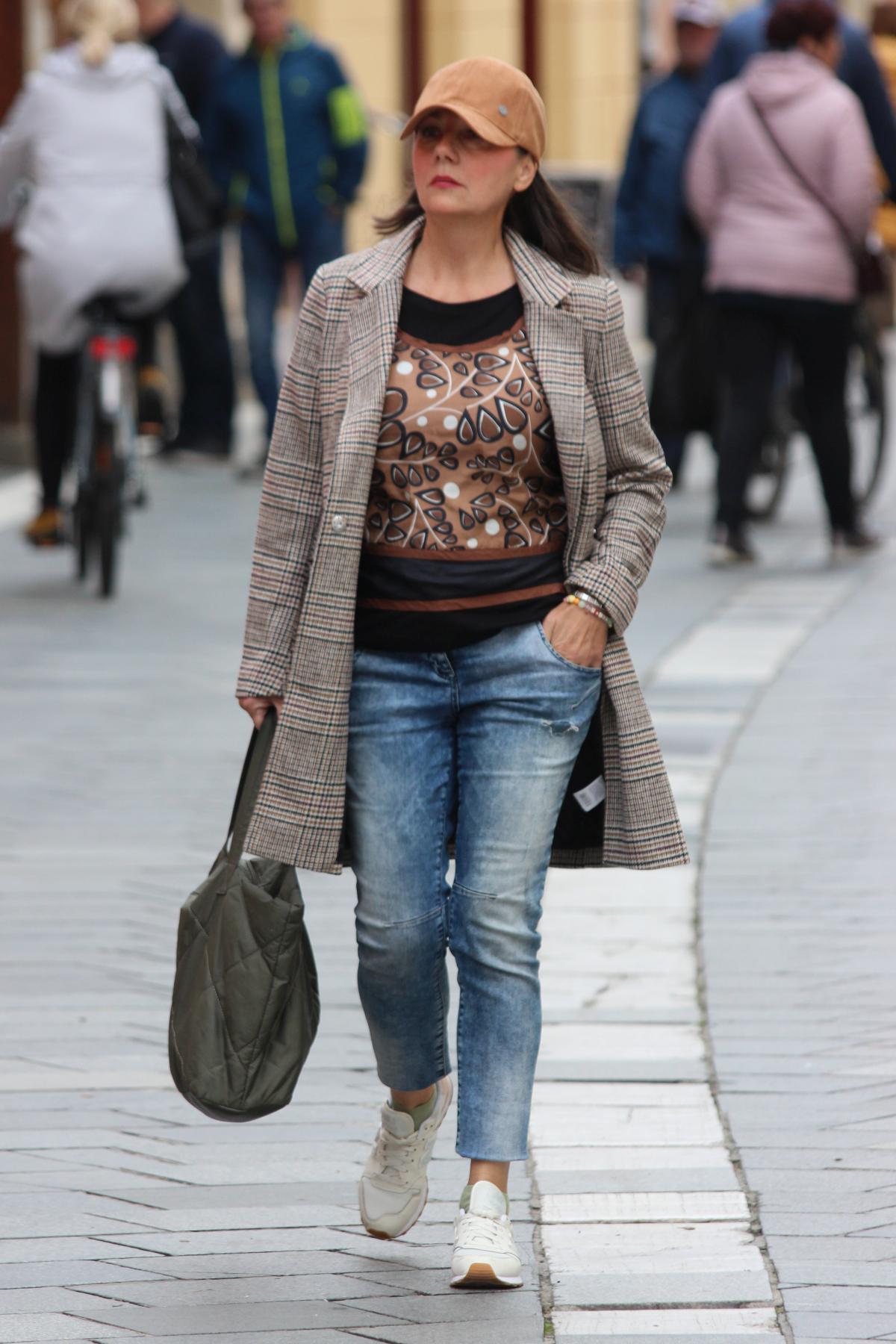 Image 5516028 (auto)