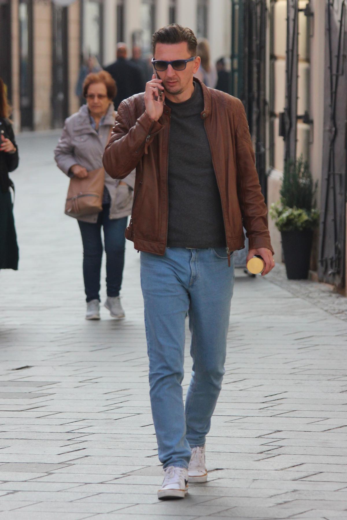 Image 5499480 (auto)