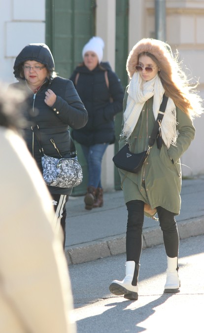 Image 5598857 (auto)