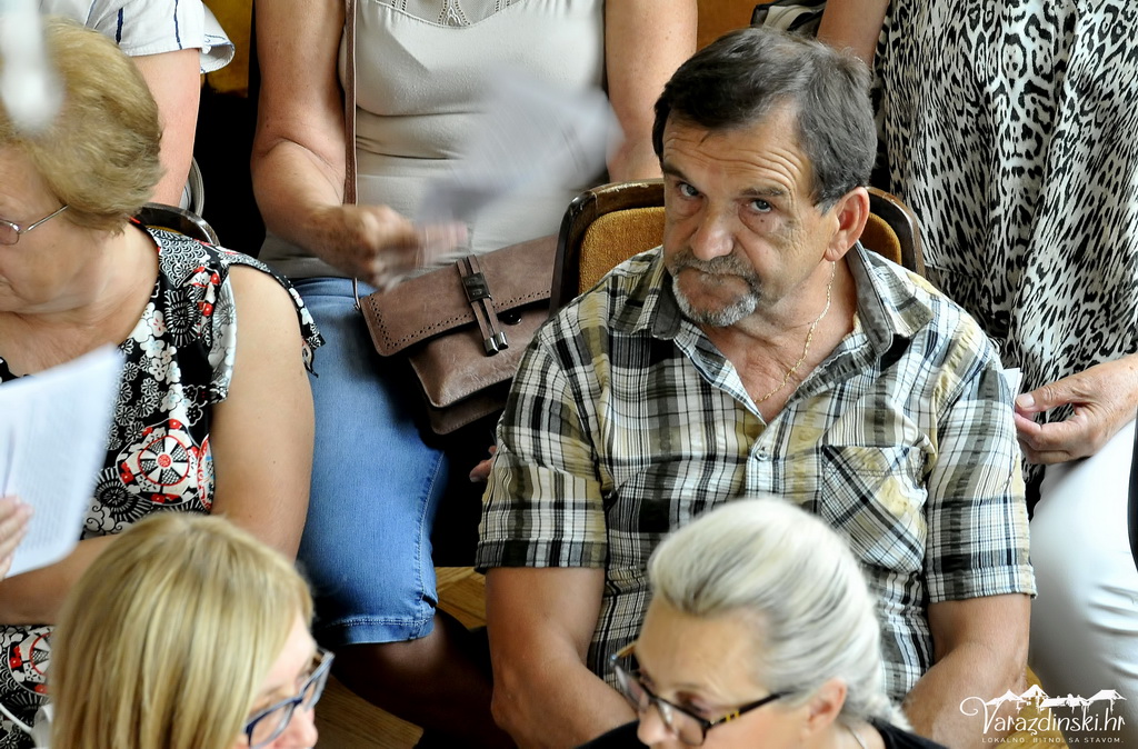 Image 3704329 (auto)