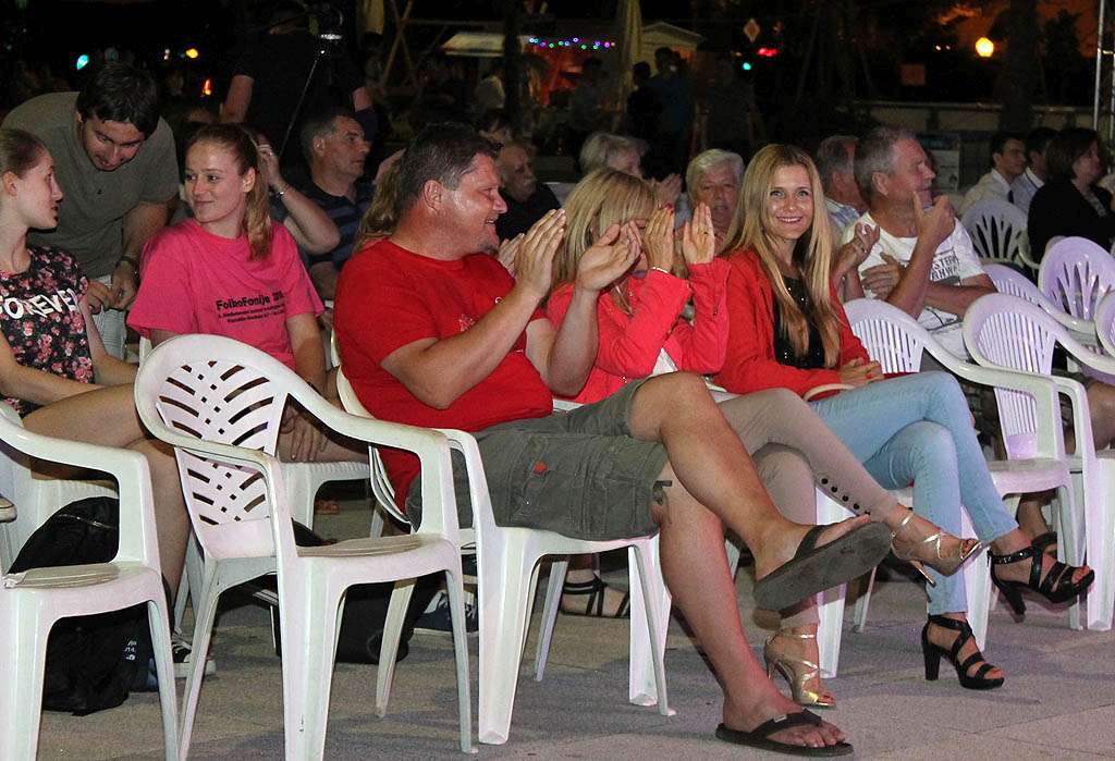 folkofonijadan126267930